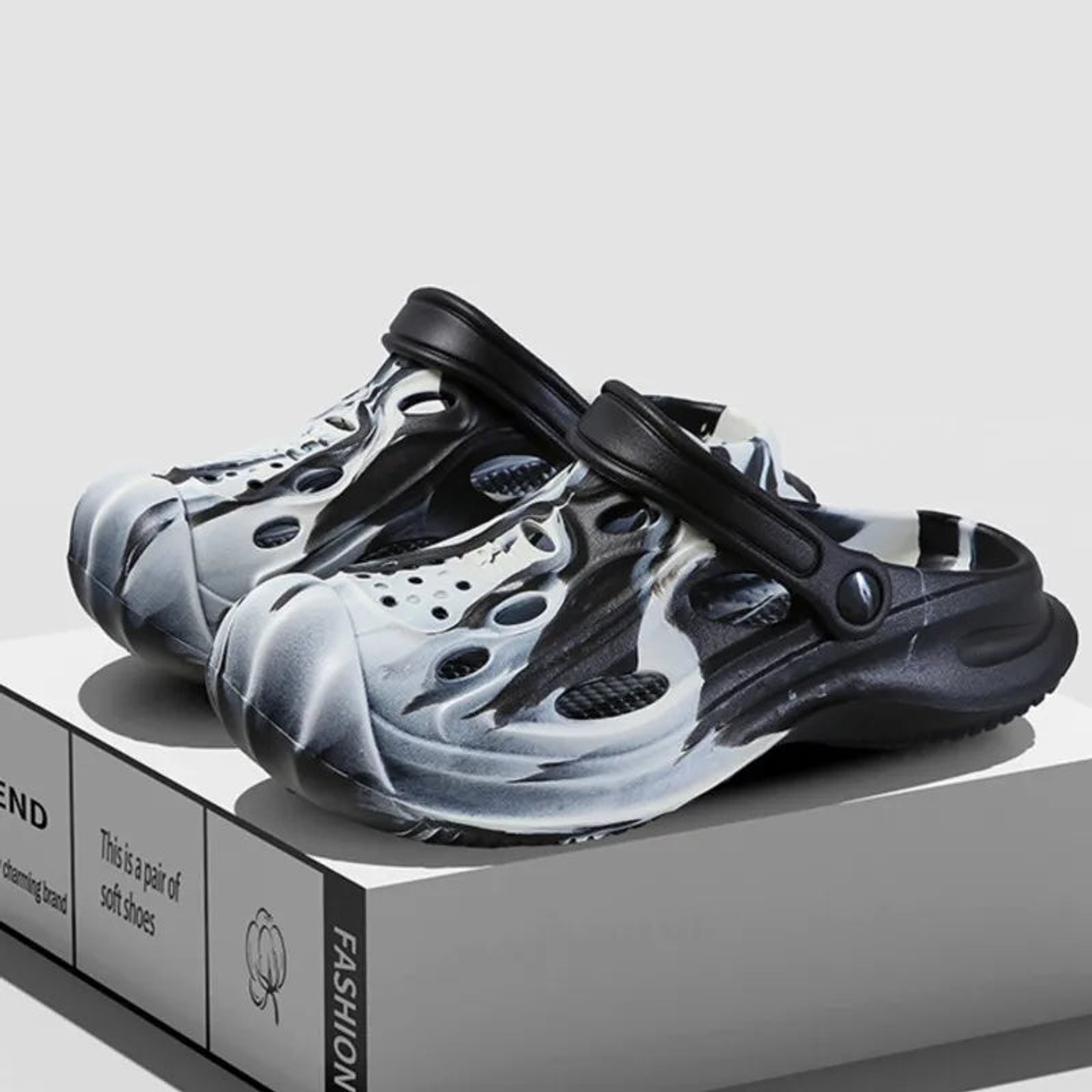 Finn- Camouflage Clogs 4