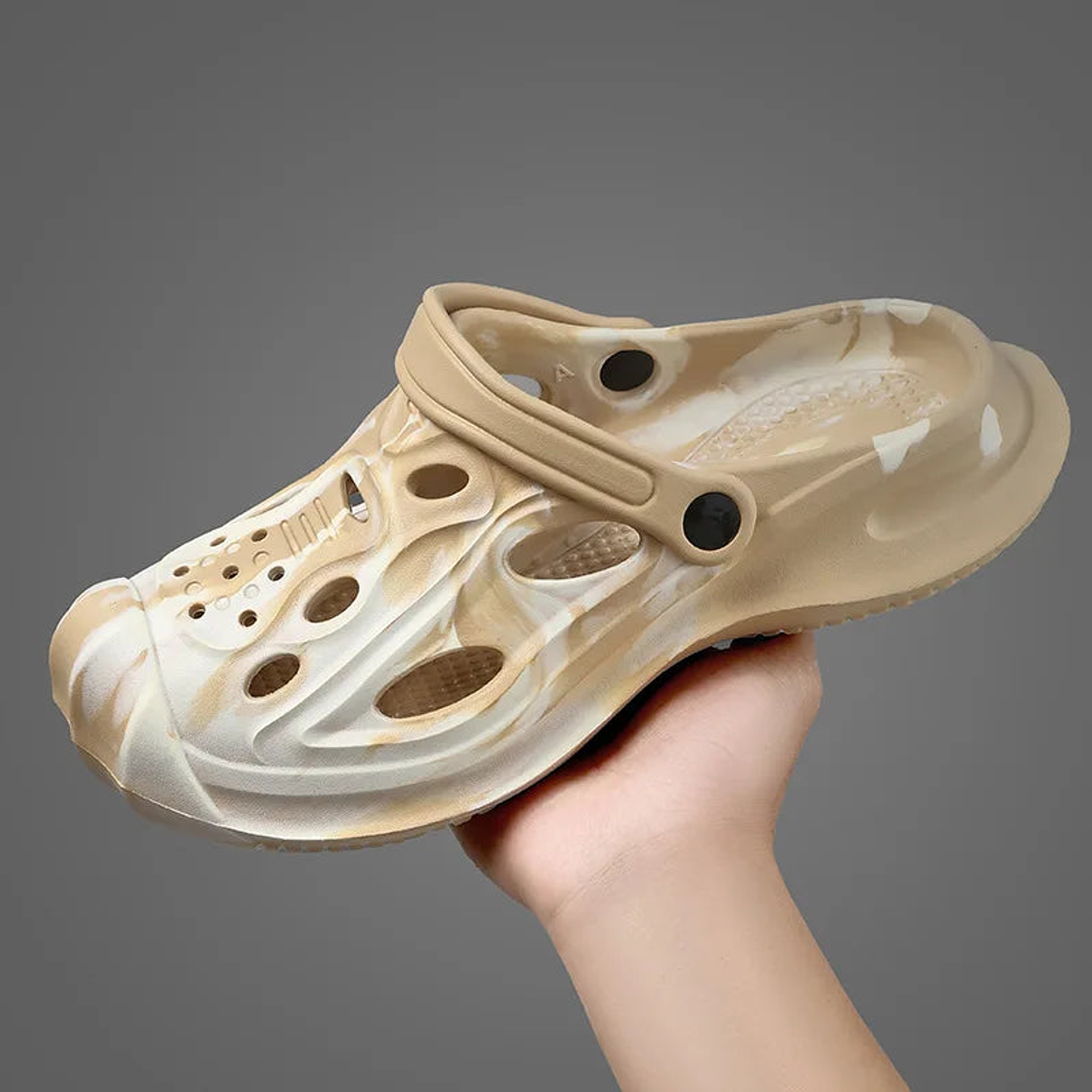 Finn- Camouflage Clogs 16