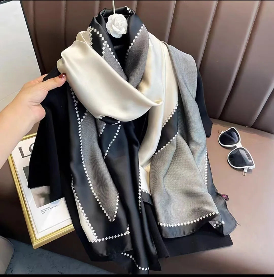 Sophie- Luxe Silk Wrap 6