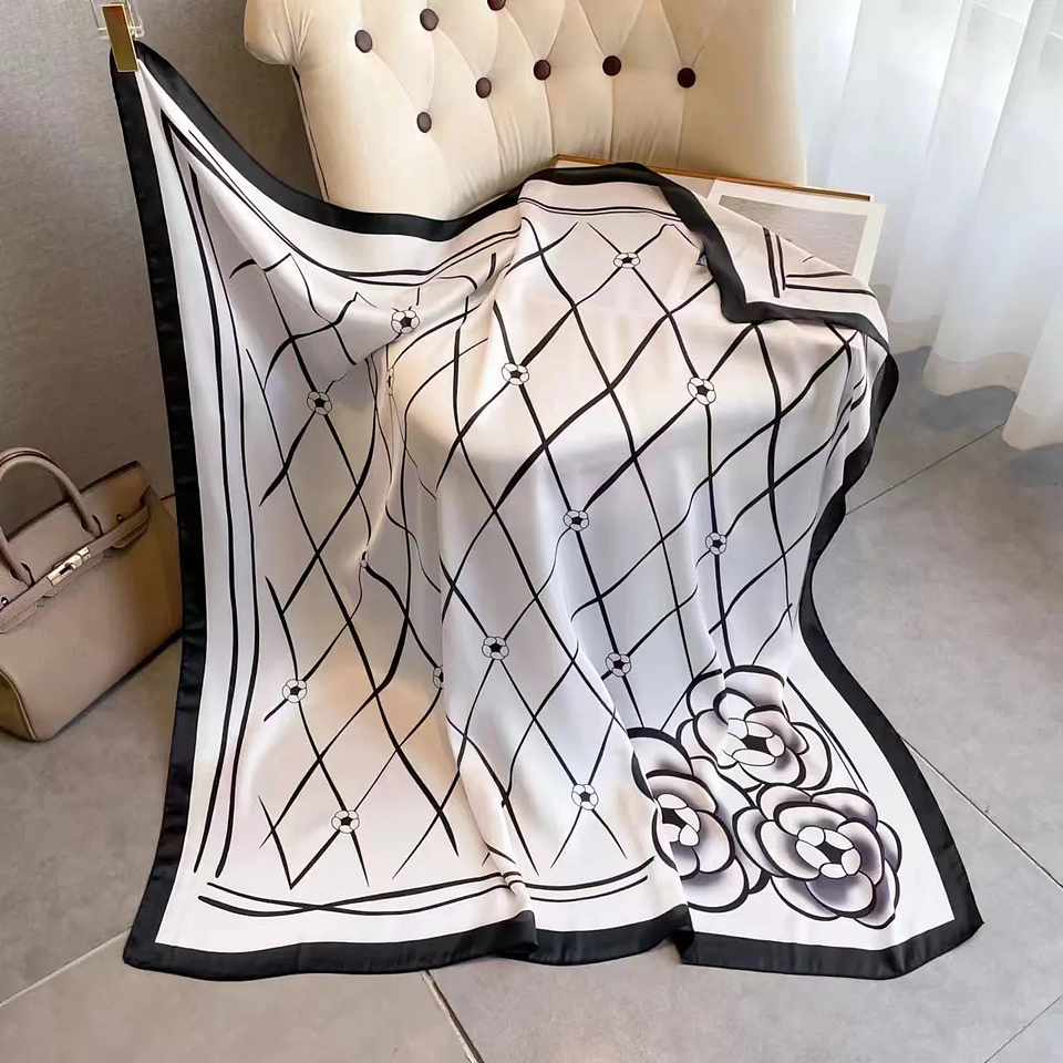 Liv- Majestic Print Scarf 8