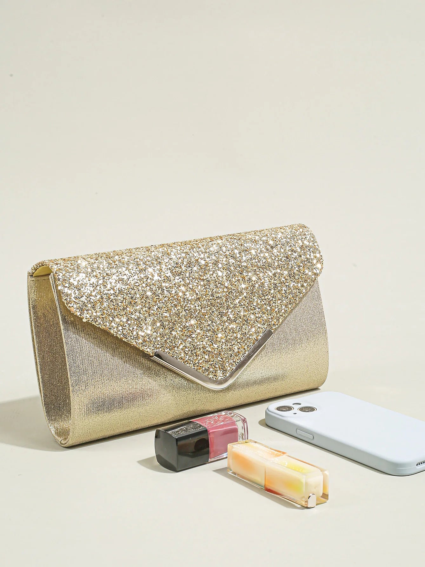 Aaliyah- Sparkling Sequin Clutch 19