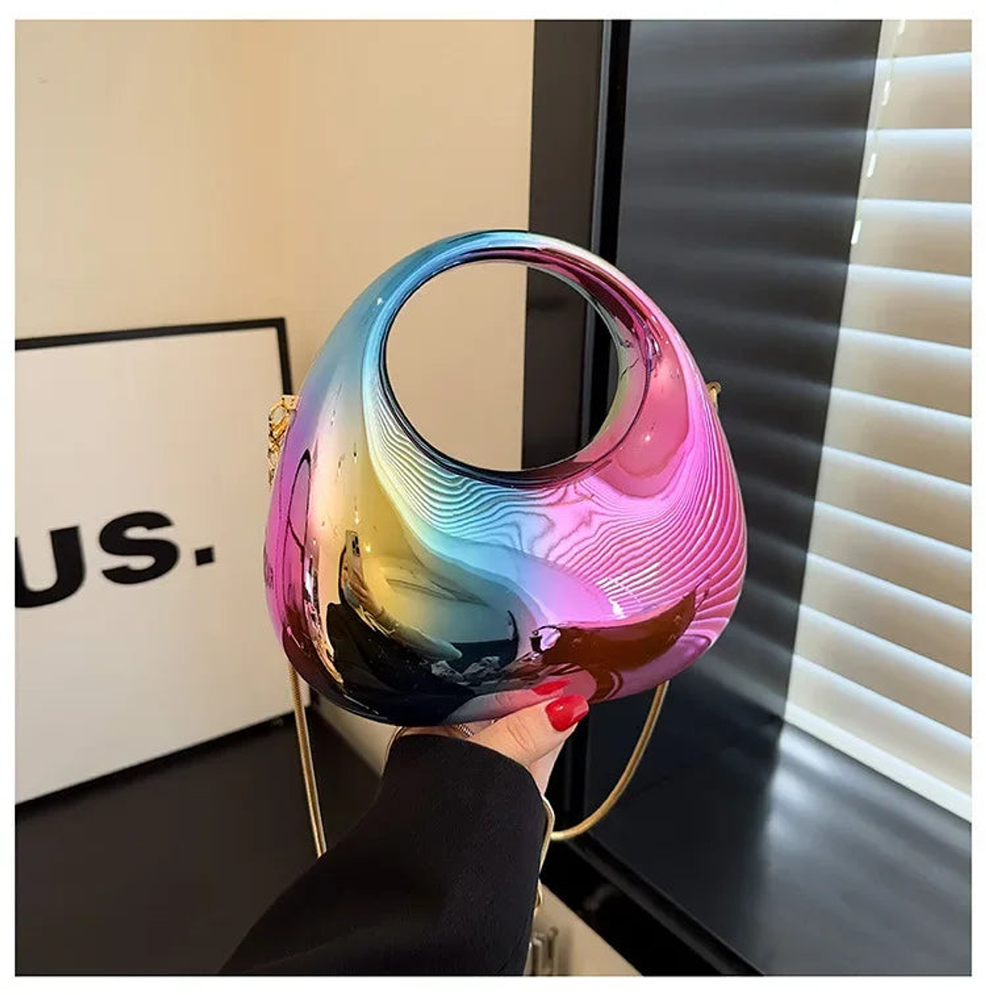 Gaia- Acrylic Clutch 21