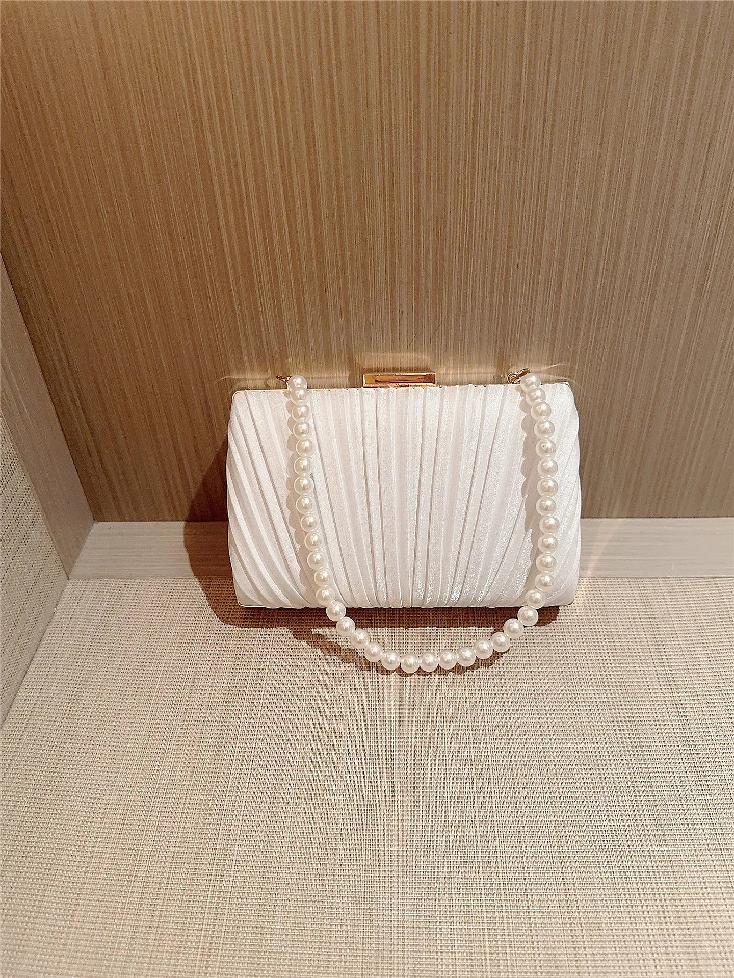 Noor- Satin Evening Bag 10