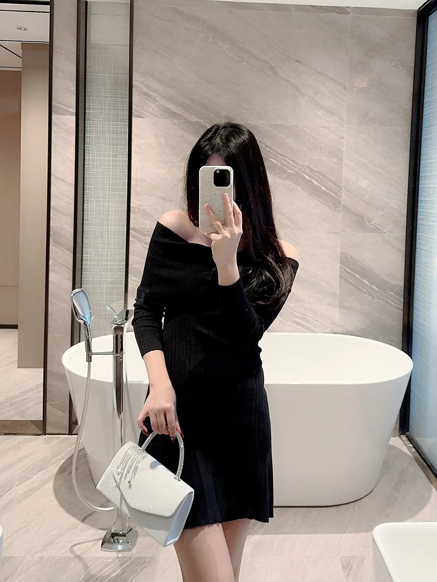 Mabli- Rhinestone Purse 10