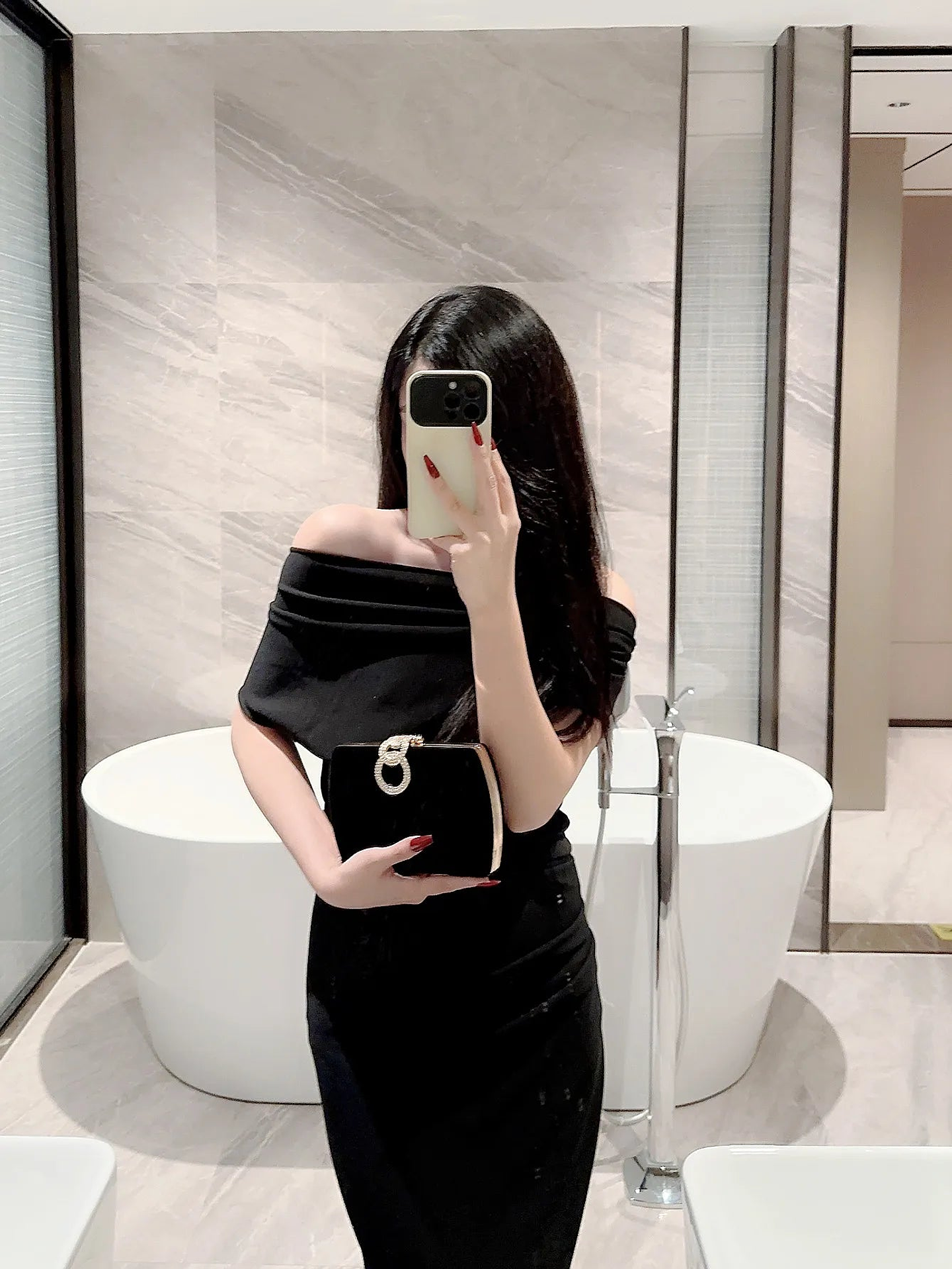 Nerissa- Clutch Bag 9