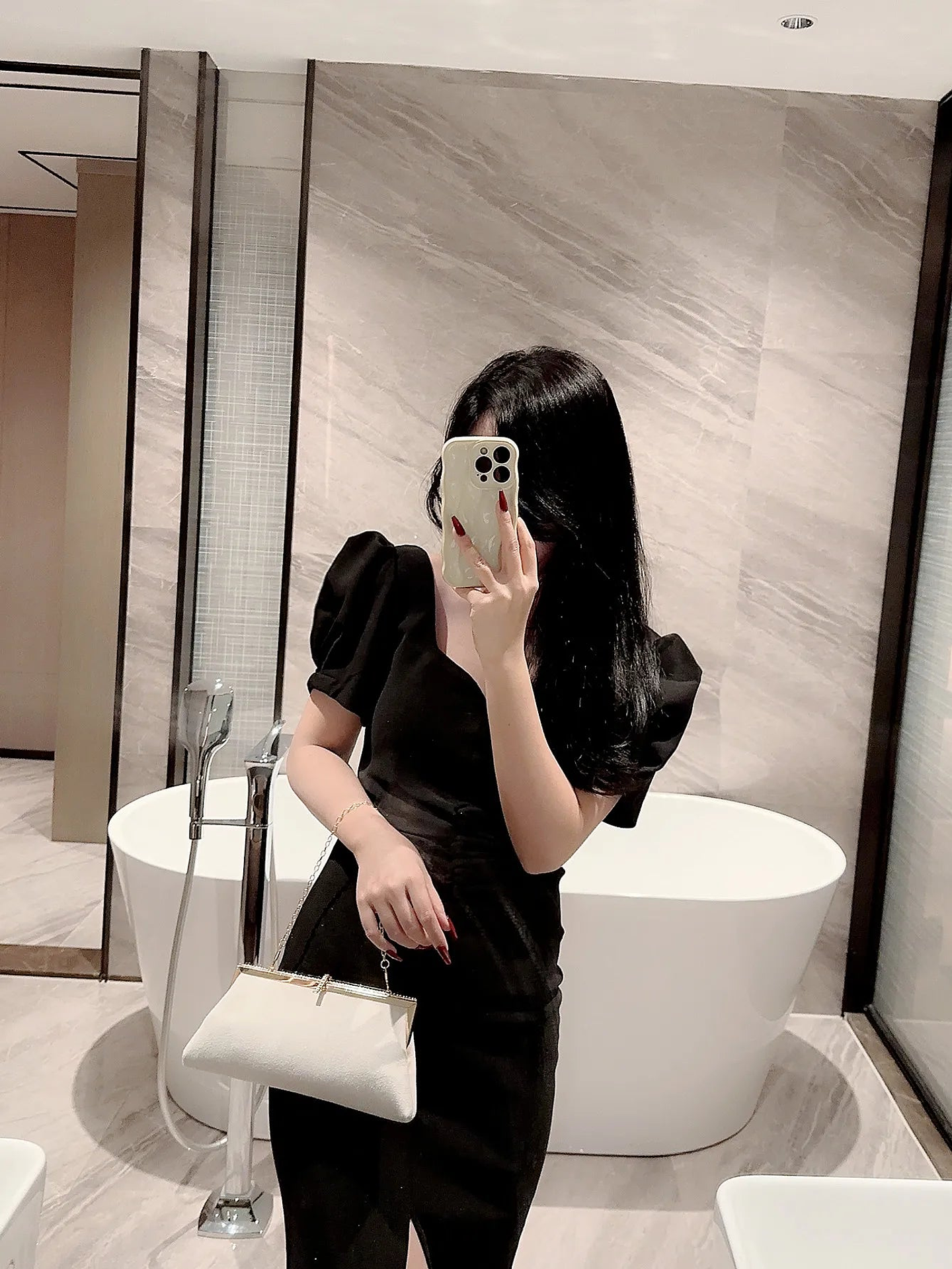 Giuliana- Pearl Clutch Purse 8