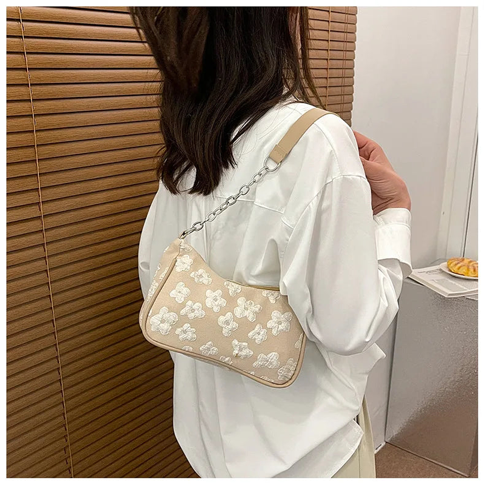 Neoma- Retro Mini Messenger Bag 21