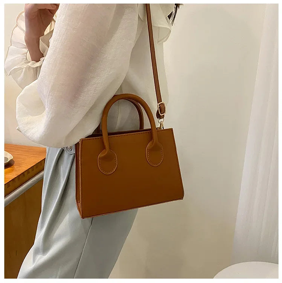 Hollis- Clutch Bag 20