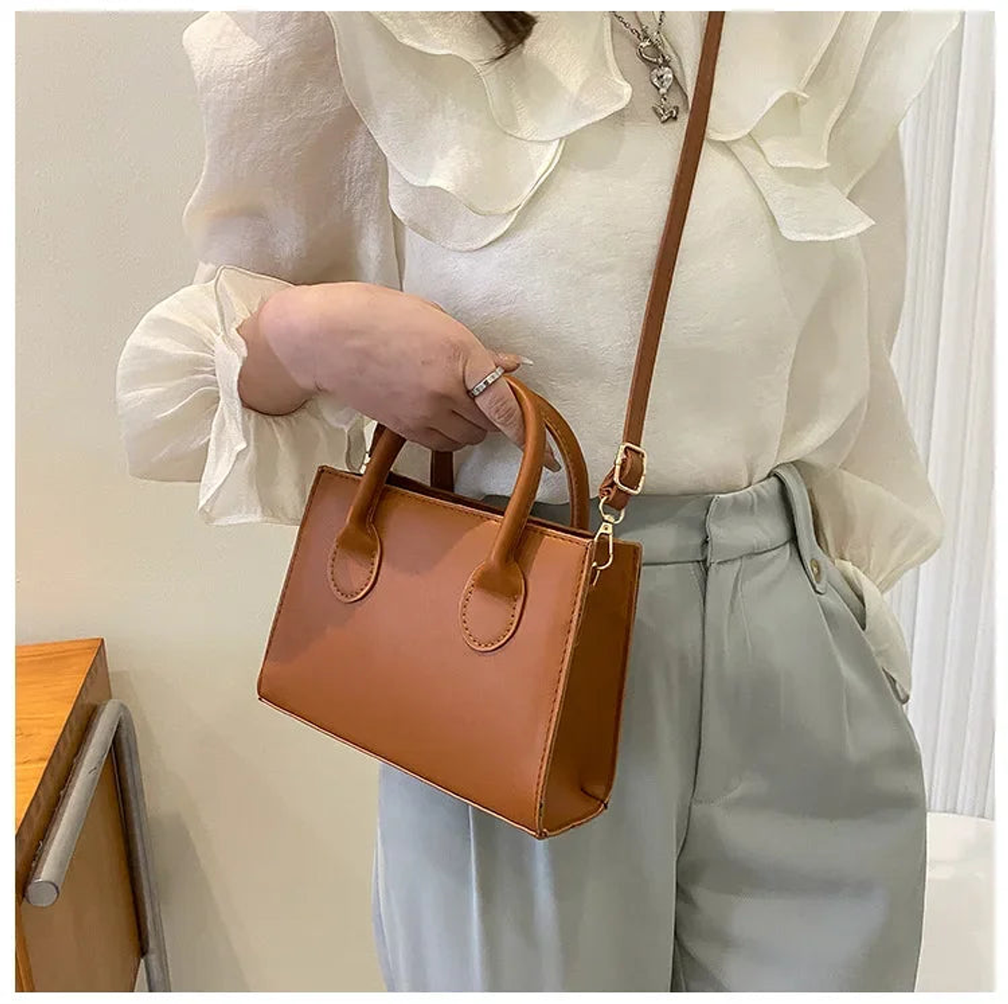 Hollis- Clutch Bag 21