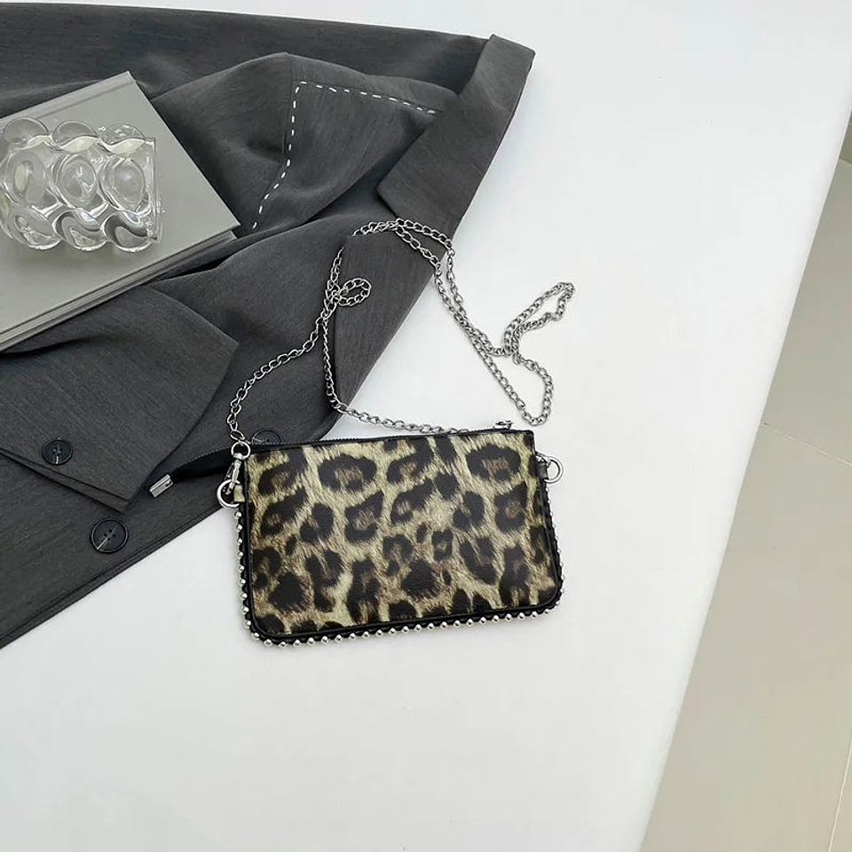 Niamh- Elegant Crossbody Bag 15