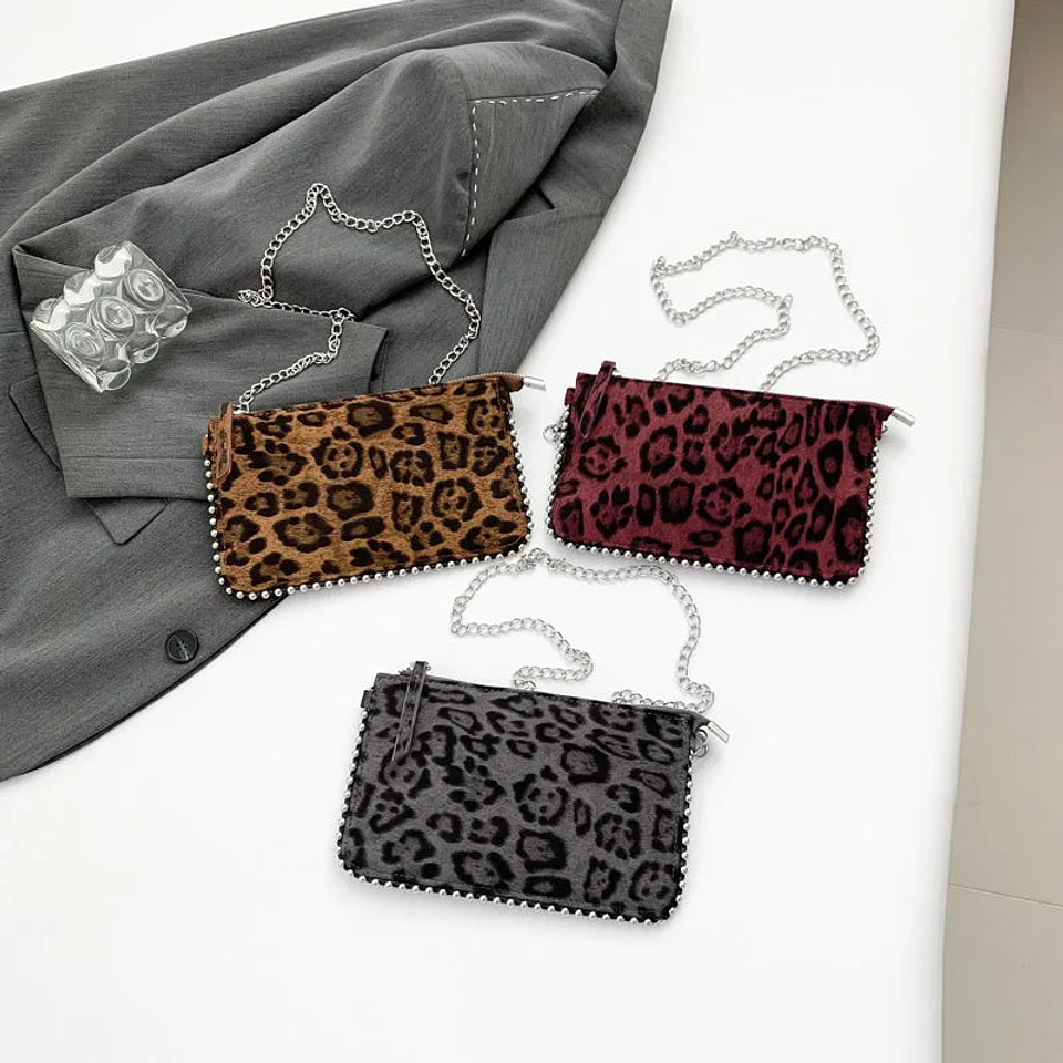 Niamh- Elegant Crossbody Bag 22