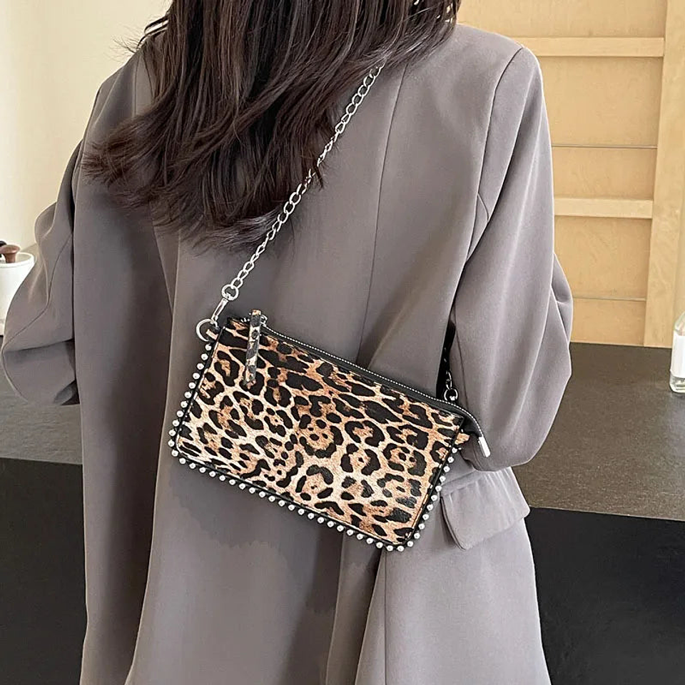 Niamh- Elegant Crossbody Bag 33