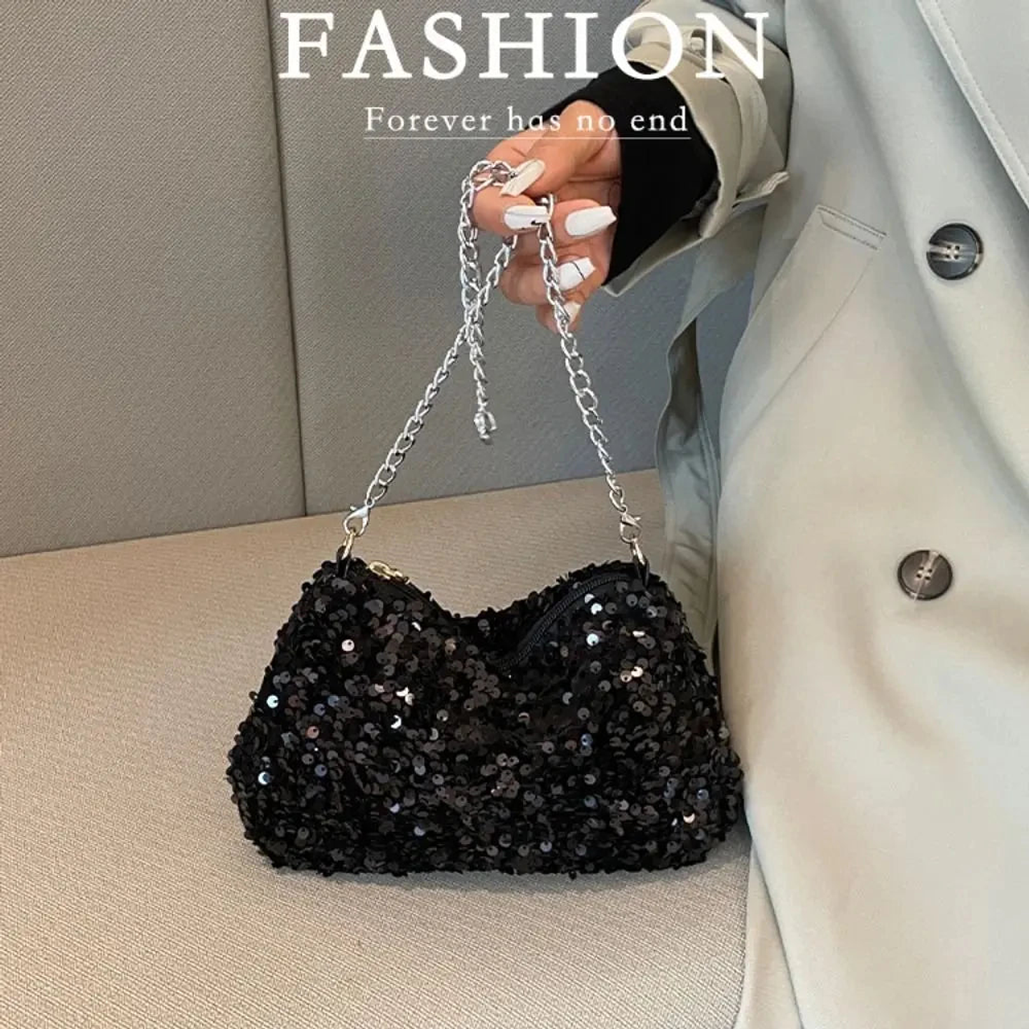 Ludmila- Sparkling Clutch Bag 18