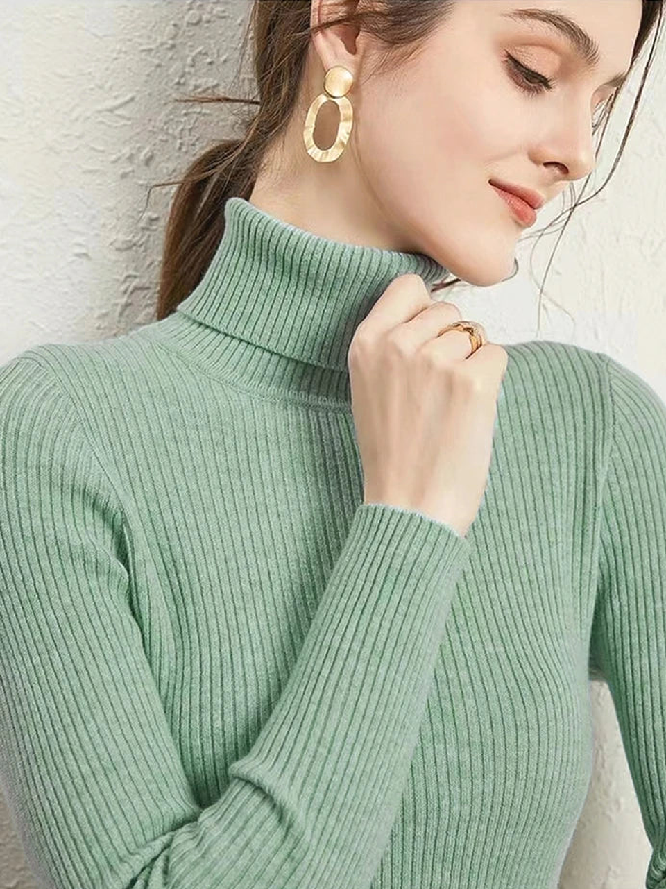 Alessia- Turtleneck Knit Sweater 6