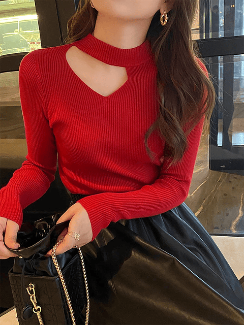 Hildegard- Hollow-Out Sweater