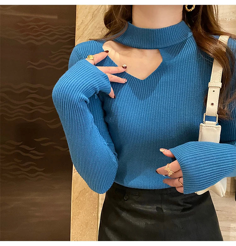 Hildegard- Hollow-Out Sweater 17