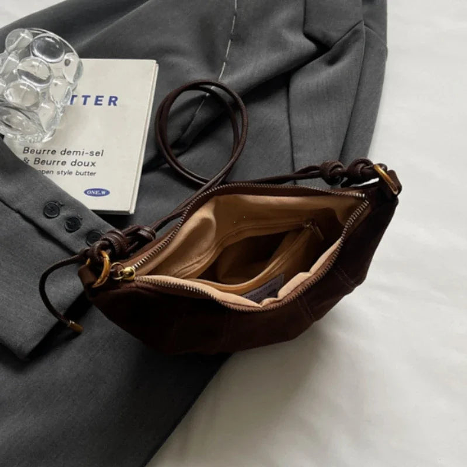 Zinnia- Velvet Shoulder Bag 6