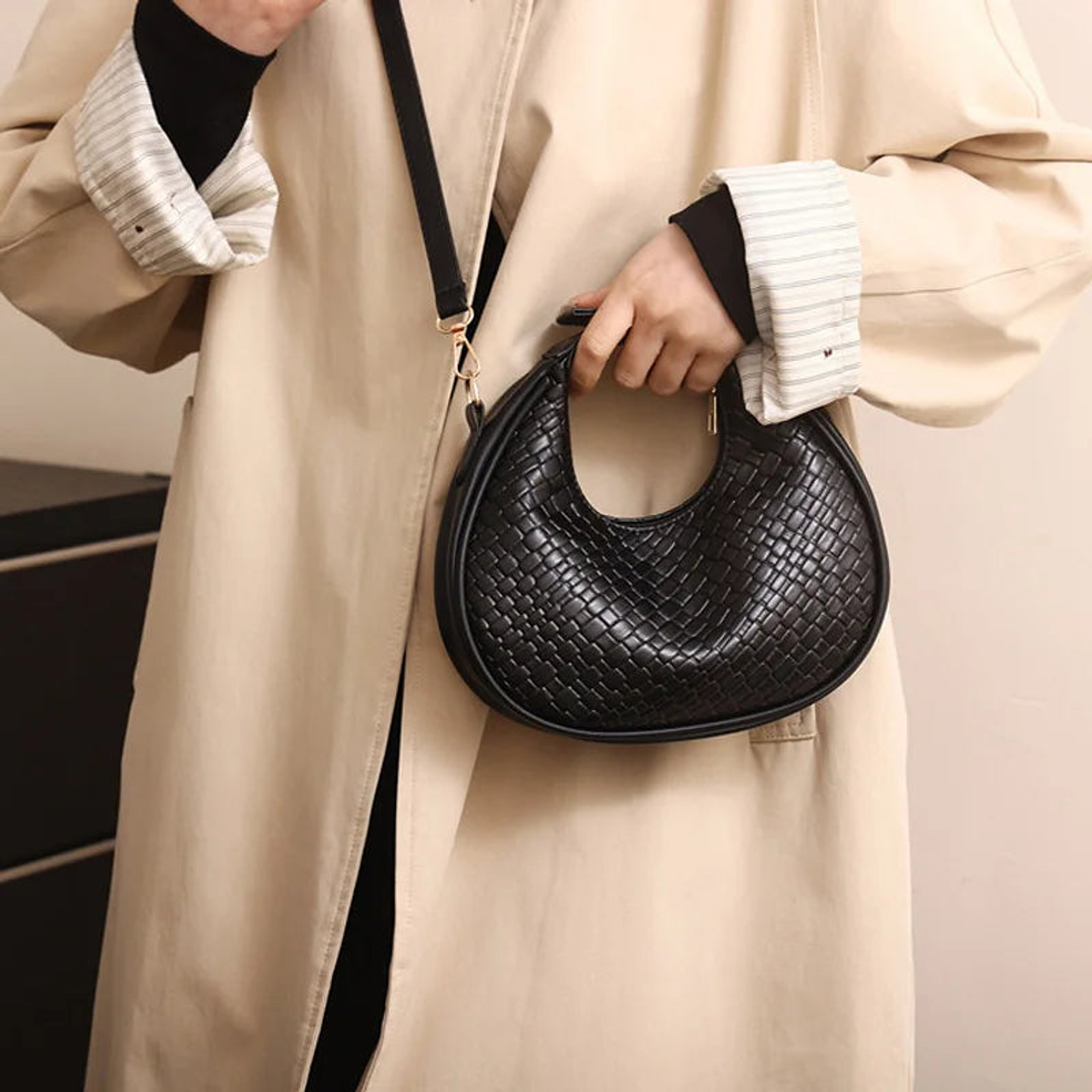 Marinette- Crossbody Leather Bag 19