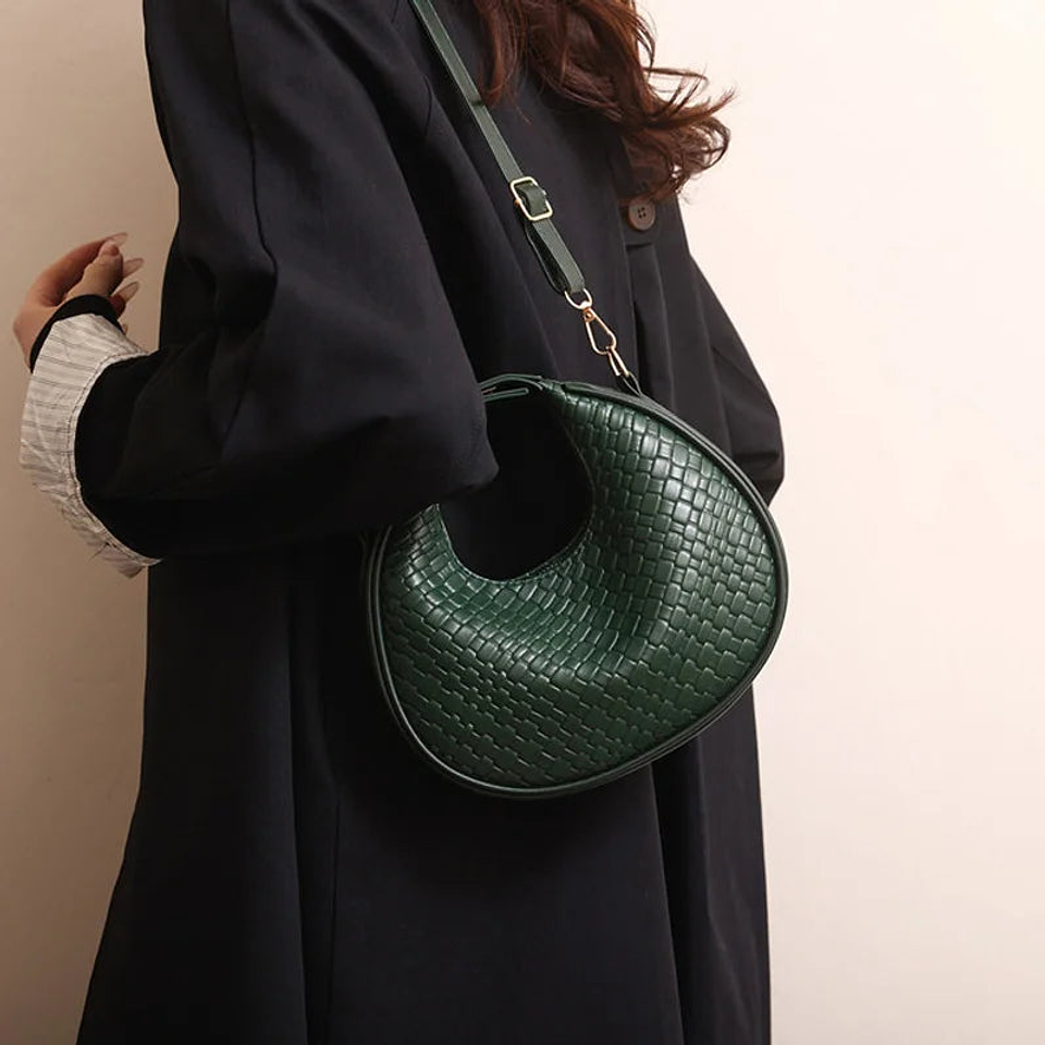 Marinette- Crossbody Leather Bag 24