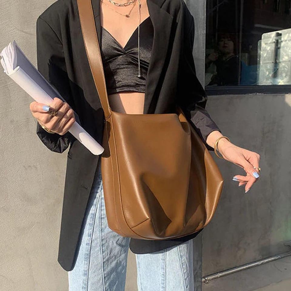 Alouette- Vintage Handbag 18