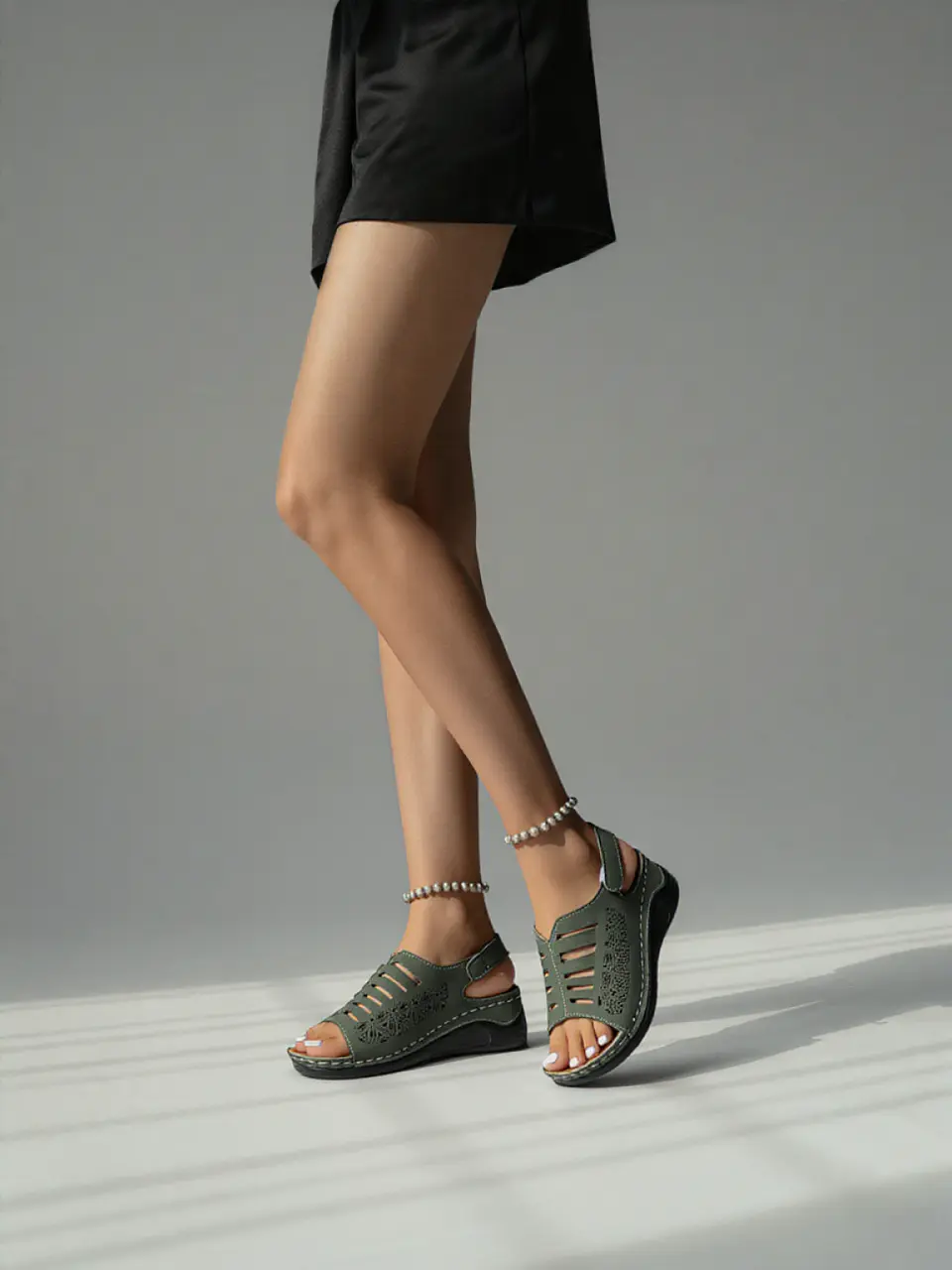 Naya- Retro Wedges 1