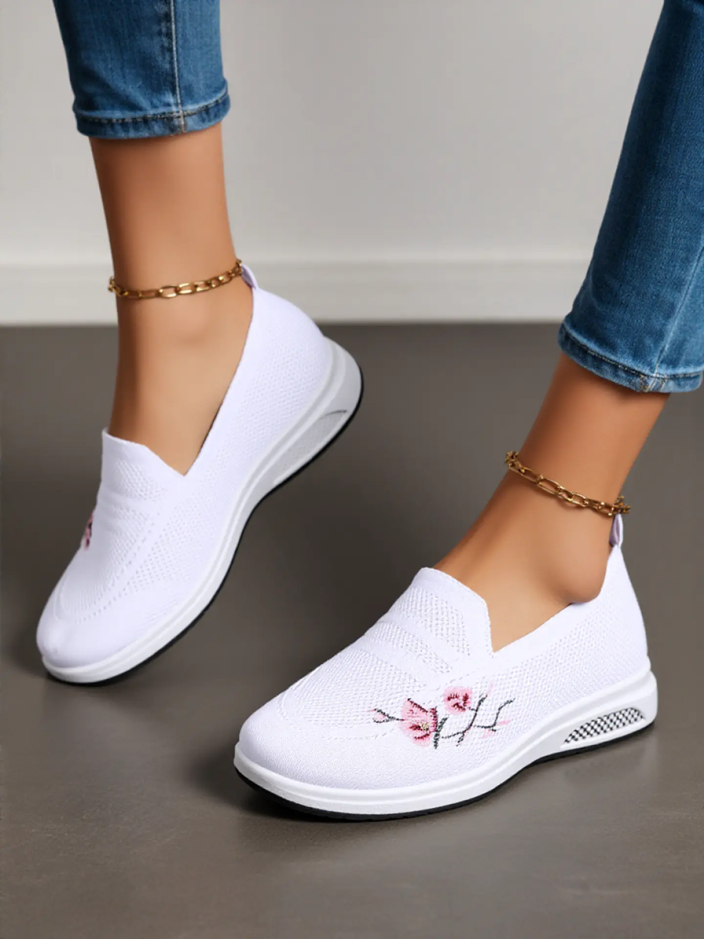 Eve- Mesh Flat Sneakers 1