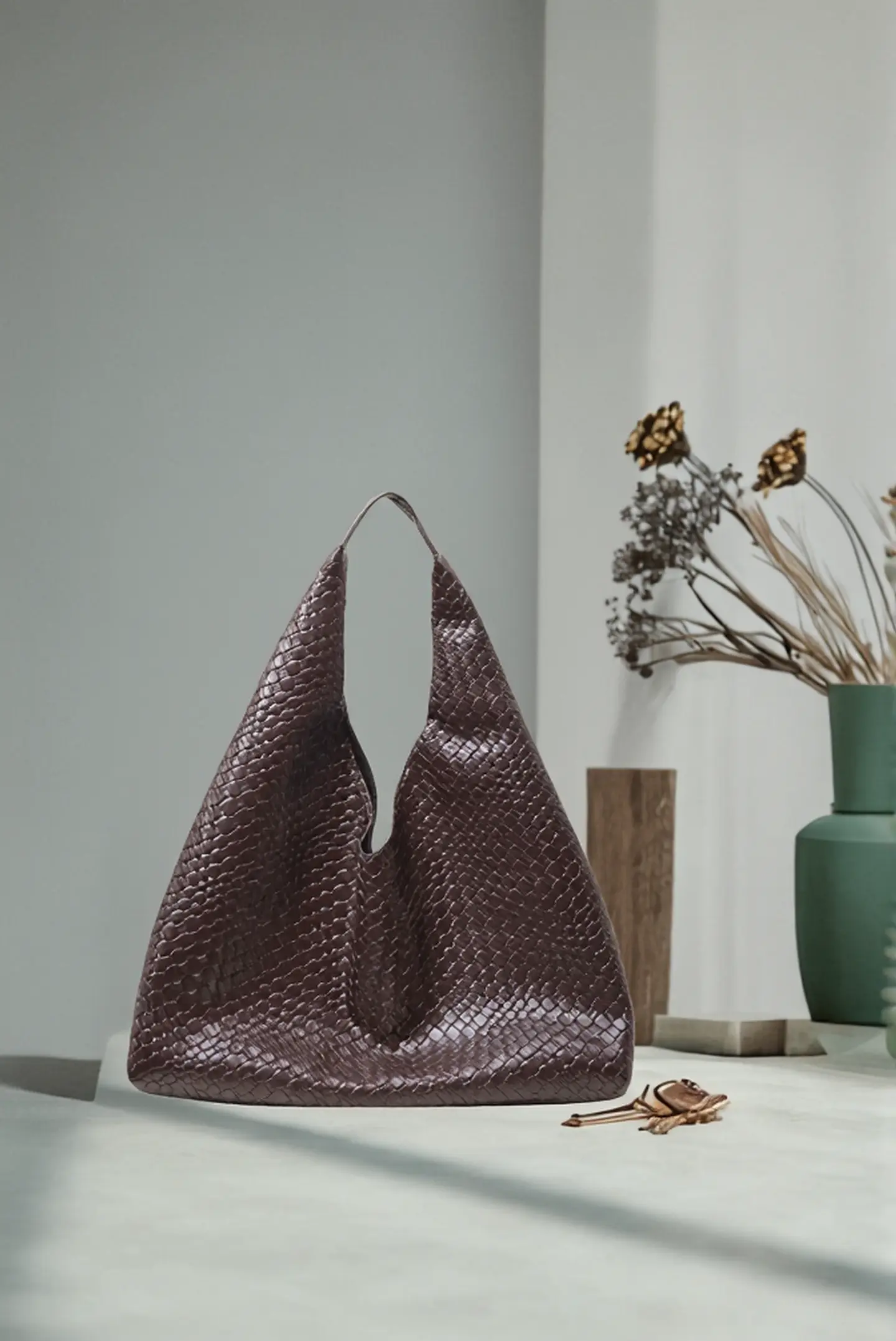 Mireya- Retro Shoulder Bag 1