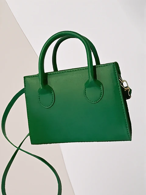 Hollis-  Bag