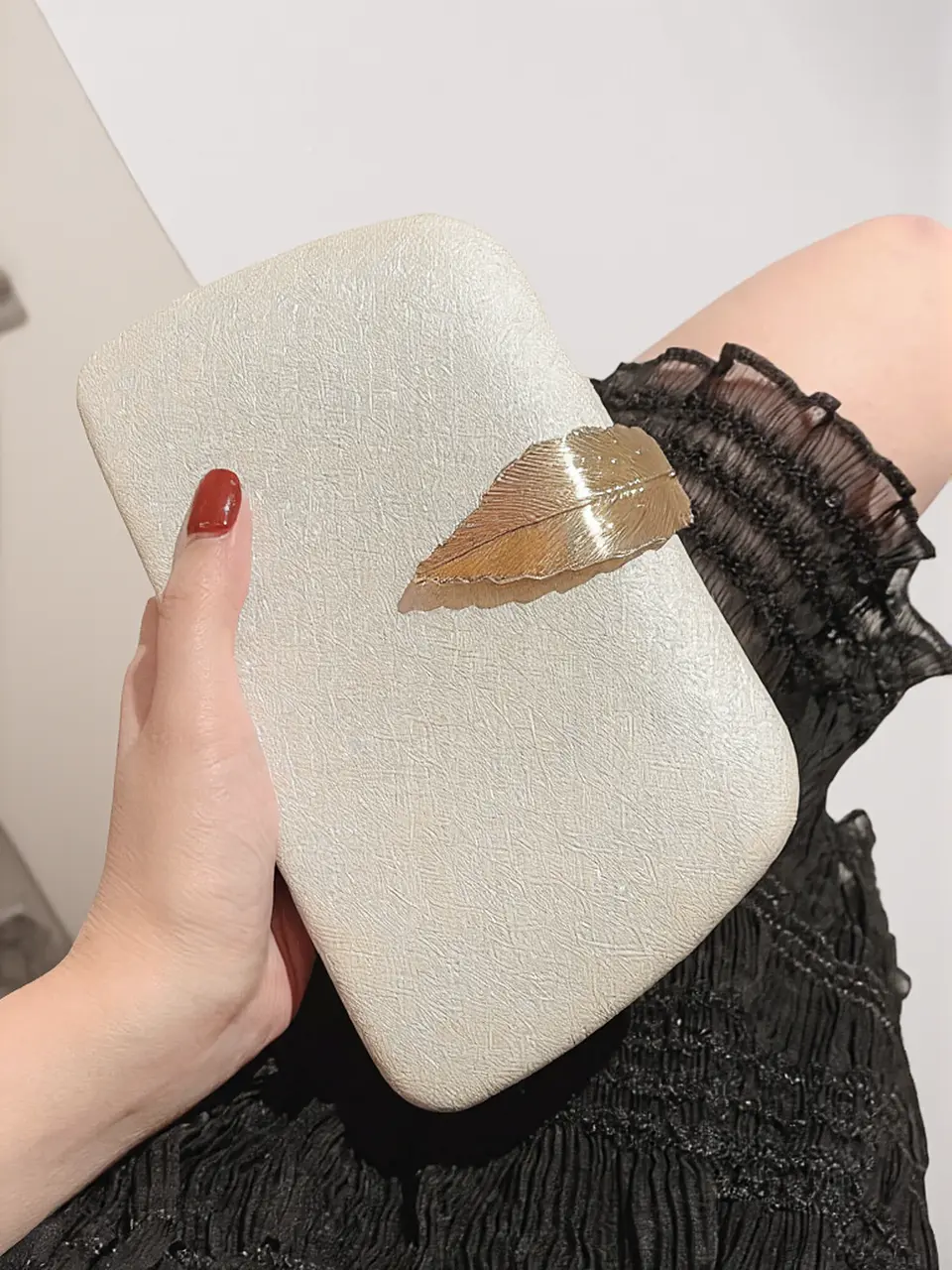 Lila- Vintage Clutch Bag 1