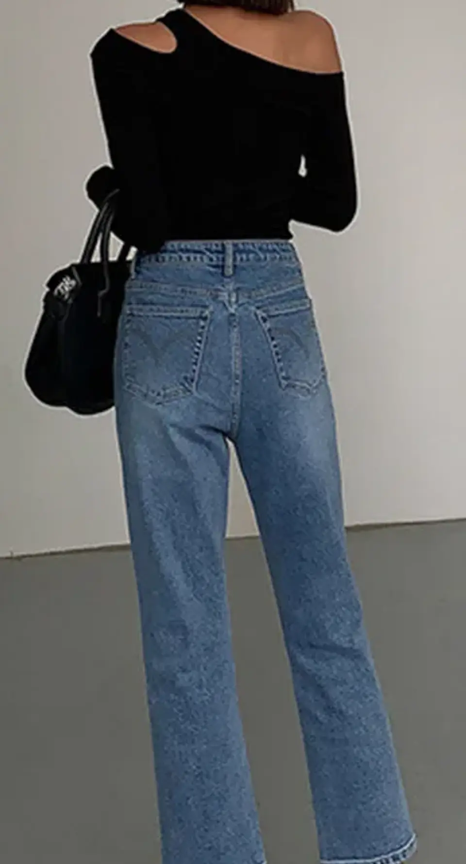 Nina- Off-Shoulder Shirt 3