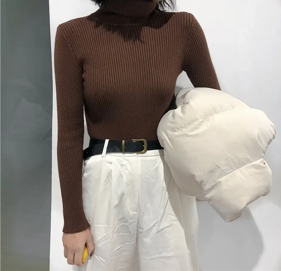 Calliope- Turtleneck Sweater 11