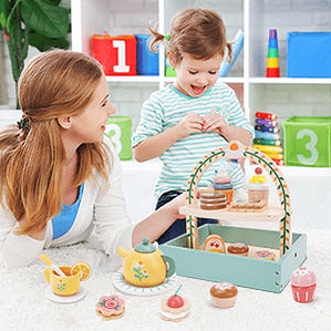 Juego de té  madera .