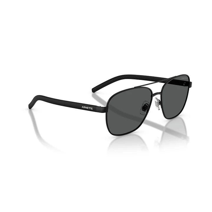 Arnette Walvis Negro 5