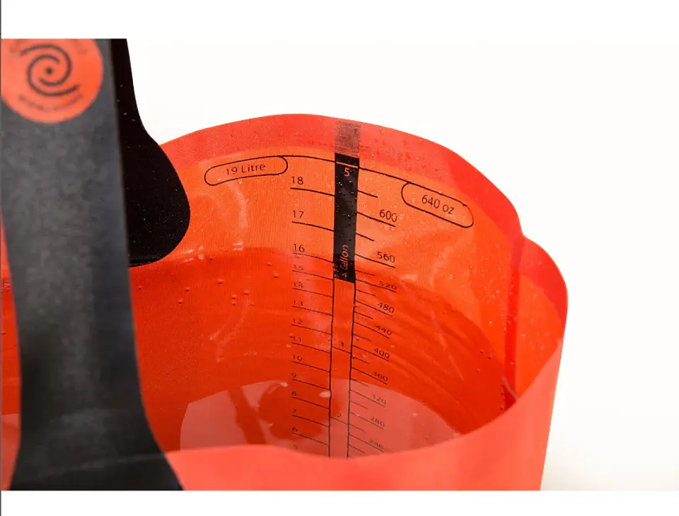 Balde plegable Folding Bucket 10lts Nylon Sea To Summit 3