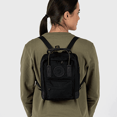 Mochila Fjällräven Kånken No. 2 Mini Negra