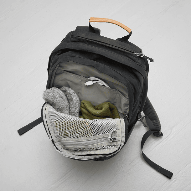Mochila Fjällräven Raven 20 15