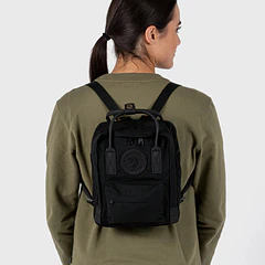Mochila Fjällräven Kånken No. 2 Mini Negra