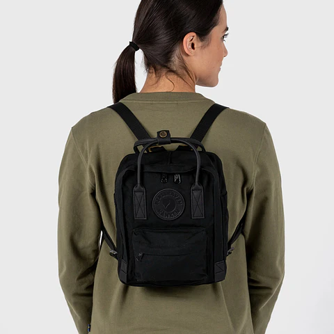 Mochila Fjällräven Kånken No. 2 Mini Negra