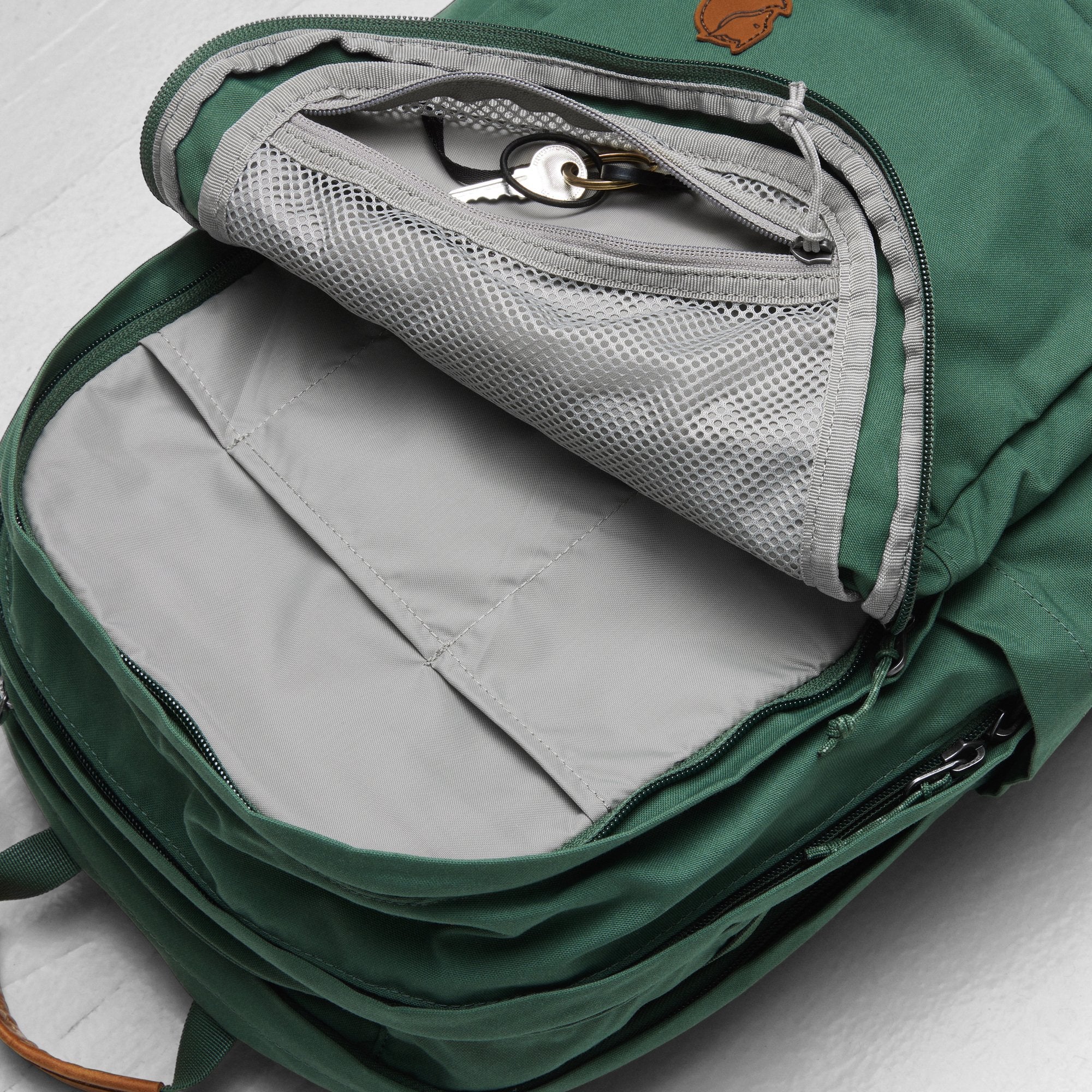Mochila Fjällräven Raven 28 2