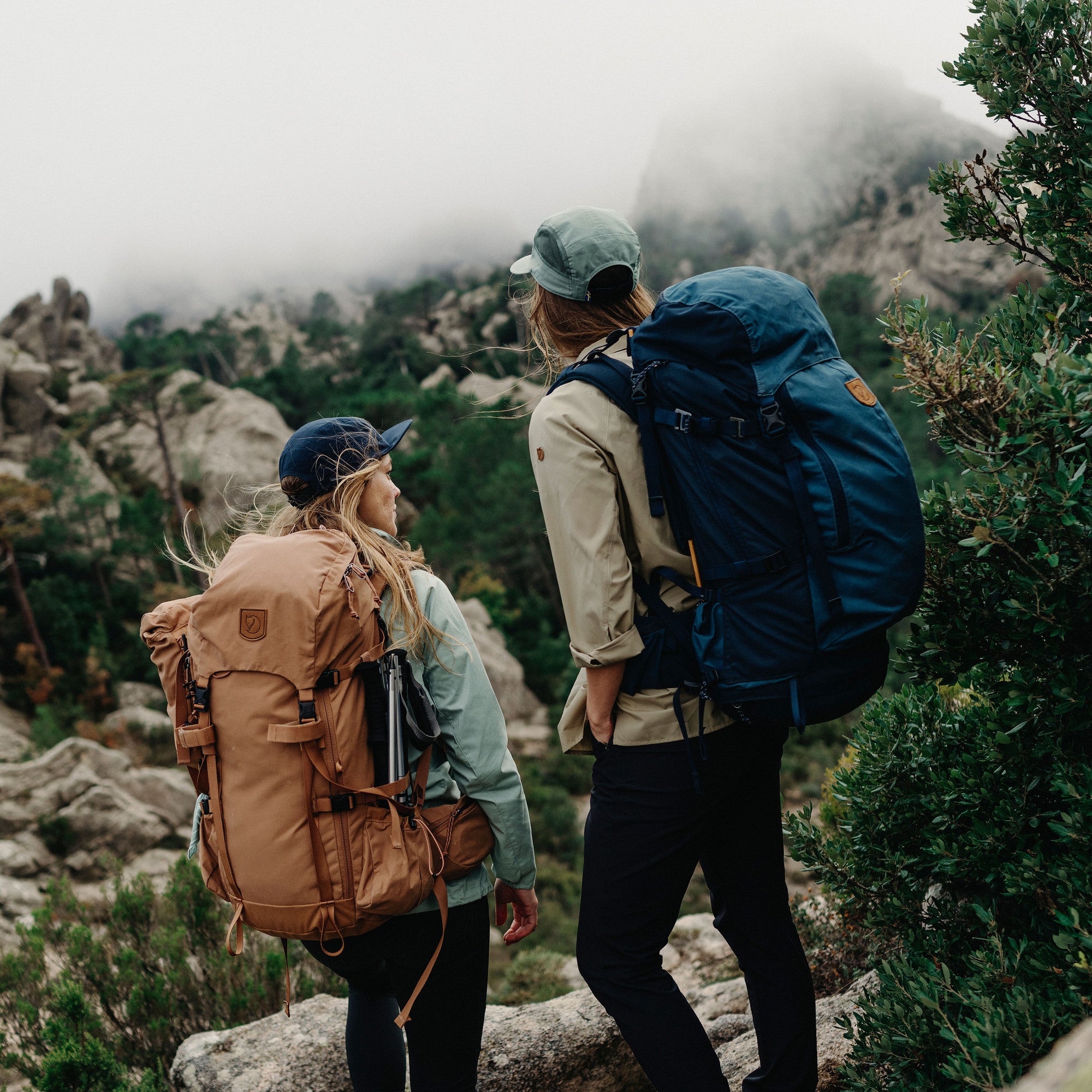 Mochila Fjällräven Kajka 35 S/M 13