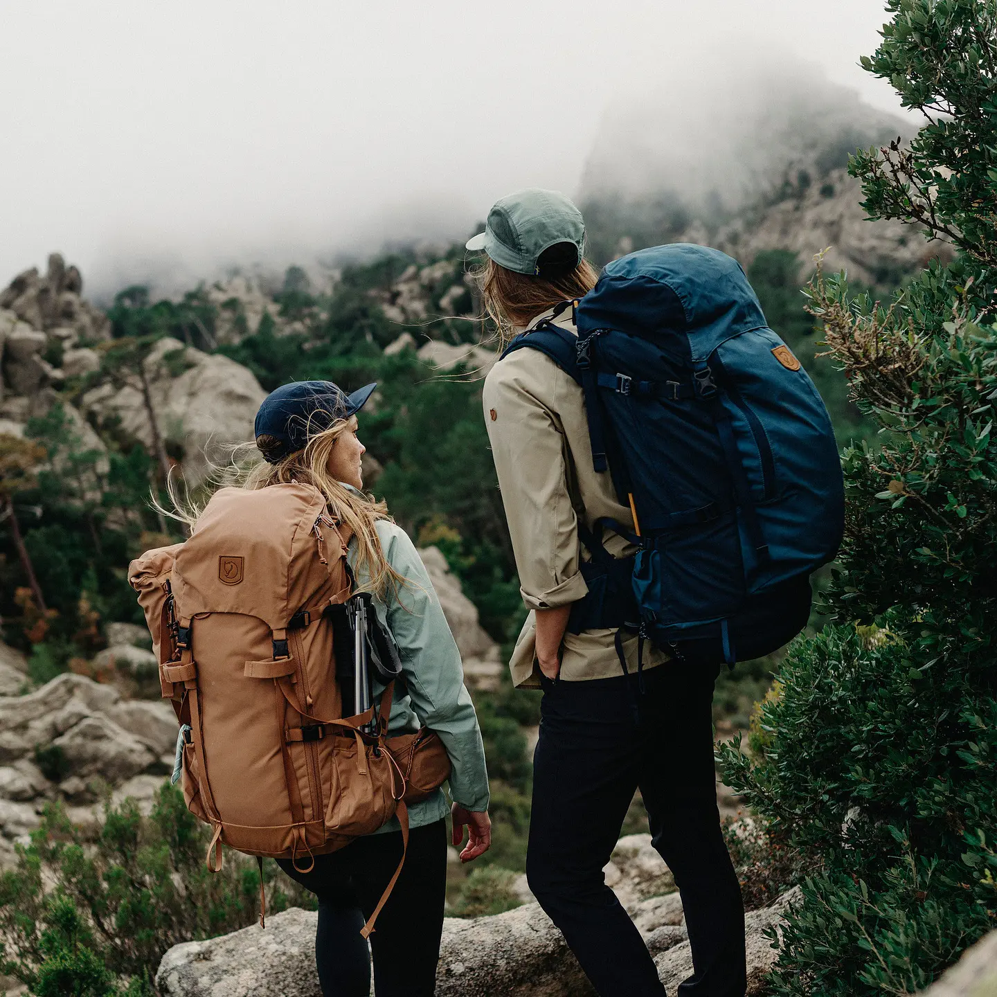 Mochila Fjällräven Kajka 35 S/M 13