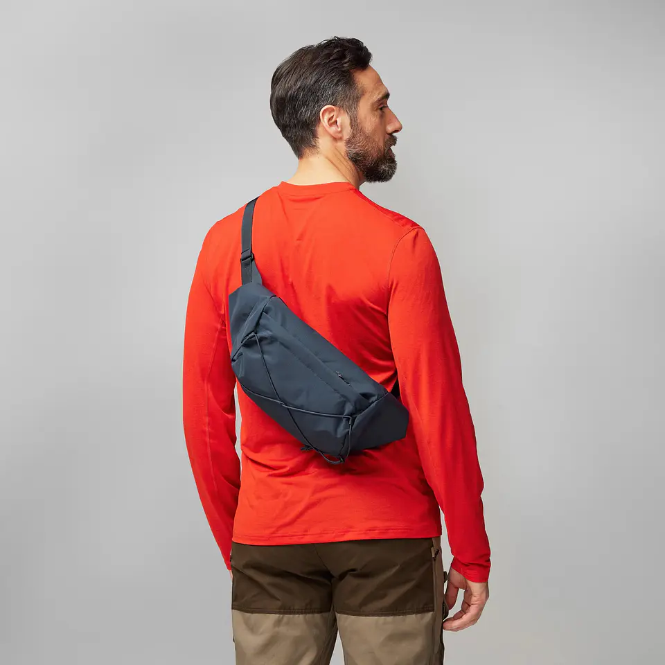 Mochila Fjällräven Abisko Trek 65 M/L 13
