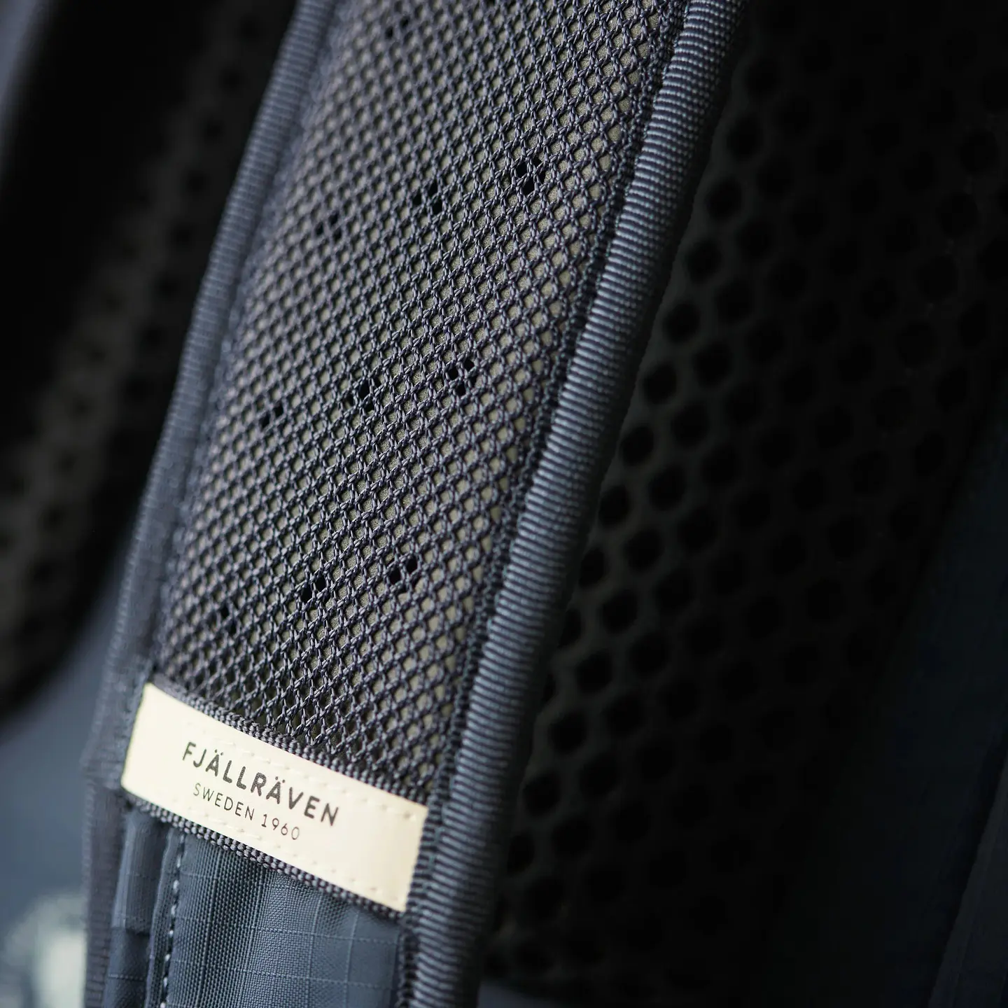 Mochila Fjällräven Abisko Hike 35 S/M 11