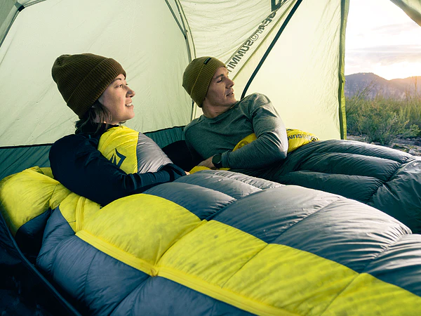 Errores comunes al elegir tu saco de dormir para frío (y cómo evitarlos)
