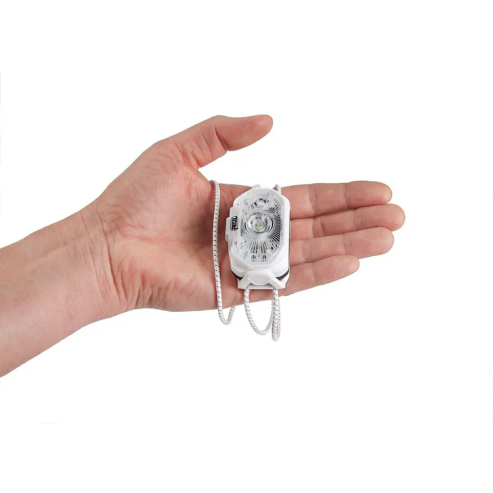 Linterna frontal Recargable Petzl SWIFT® LT  3