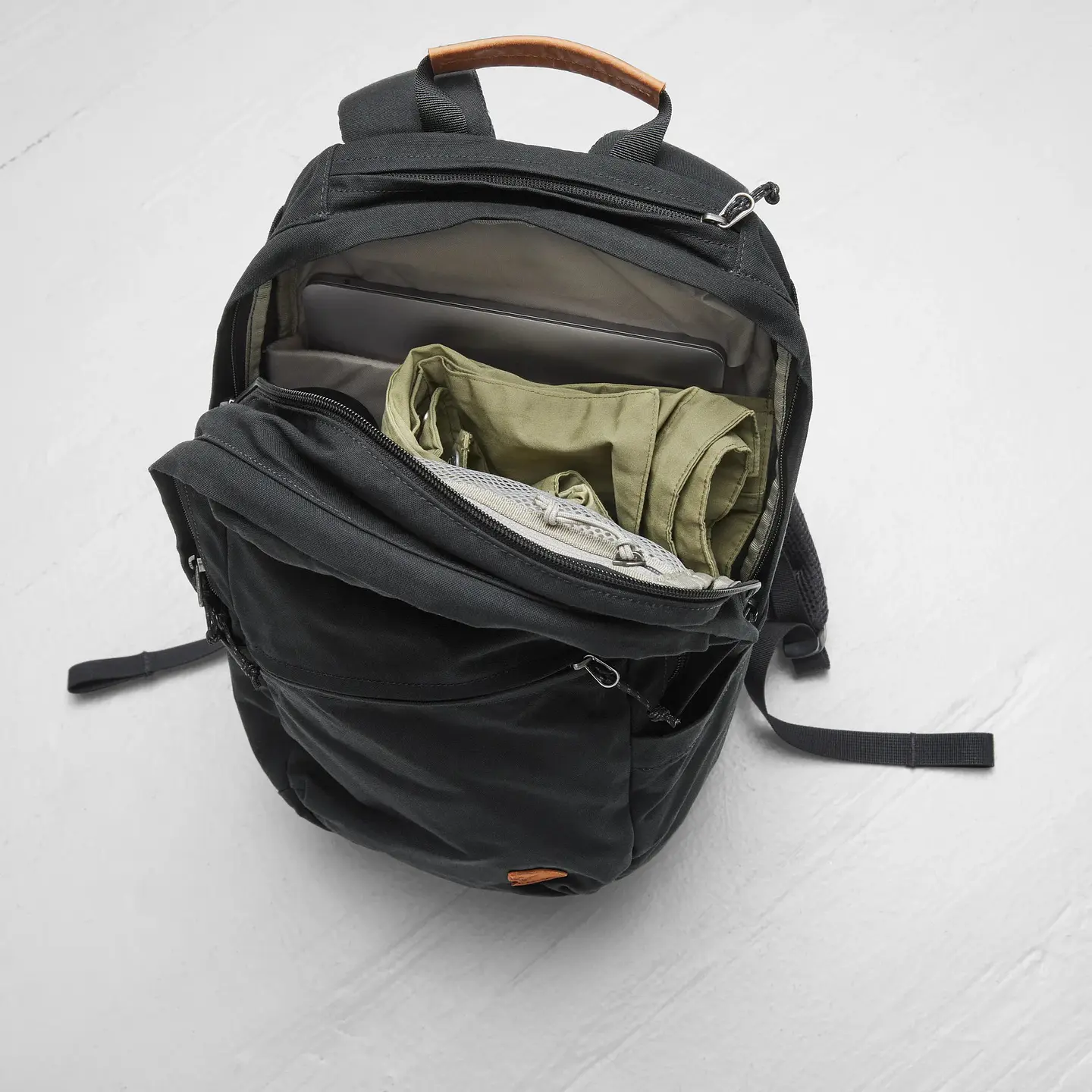 Mochila Fjällräven Raven 20 15
