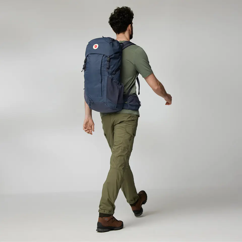 Mochila Fjällräven Abisko Hike 35 S/M 16