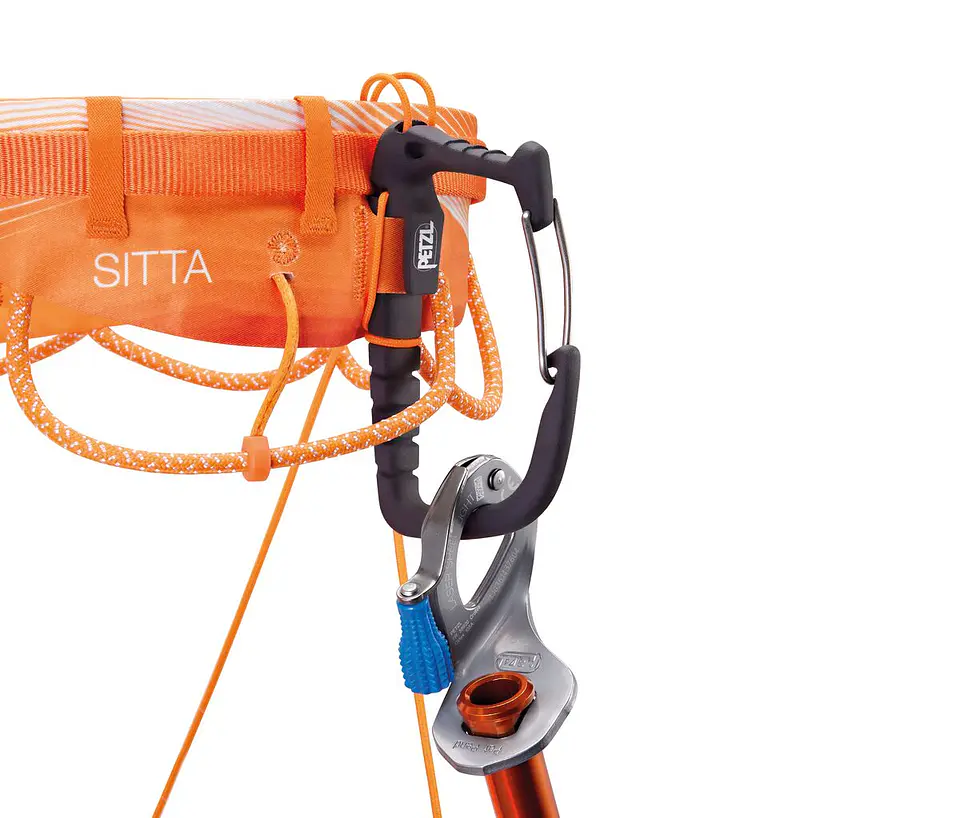 Arnés para escalada y alpinismo ultraligero SITTA Petzl 3