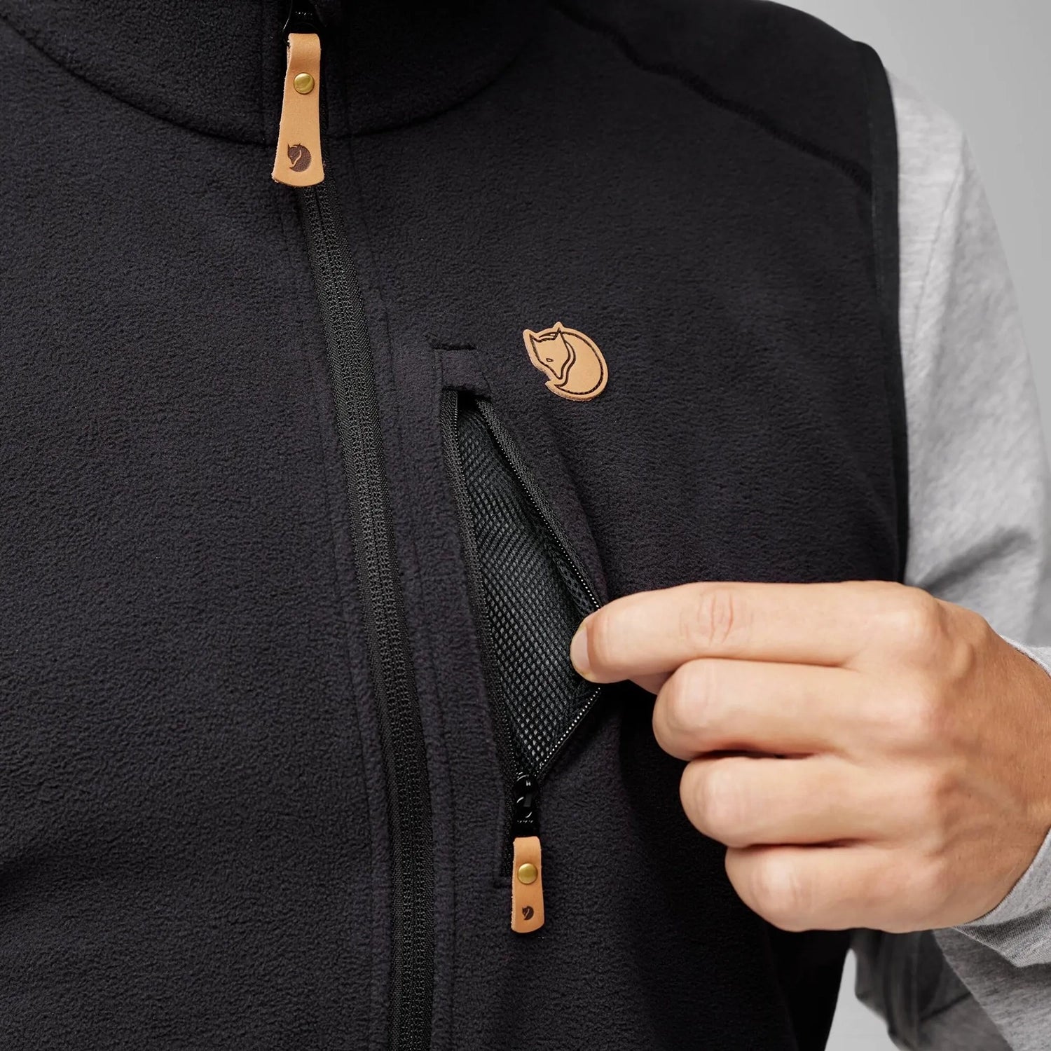 Polar sin Mangas Hombre Fjällräven Övik Lite Vest 10