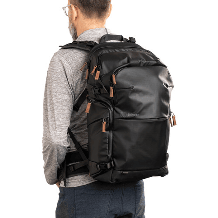 Shimoda Designs Explore v2 30 Backpack Starter Kit (negro) 22